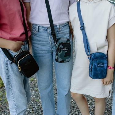 【Beckmann】Crossbody Bag 隨身小包（微笑藍鯨）廠商直送